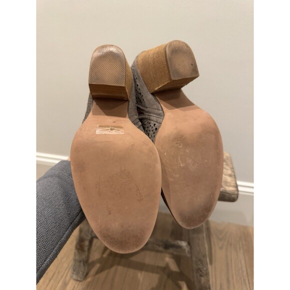 Jeffrey Campbell Taggart Perforated Suede Cutout Booties Taupe Grey 8.5 EUC - Picture 12 of 14